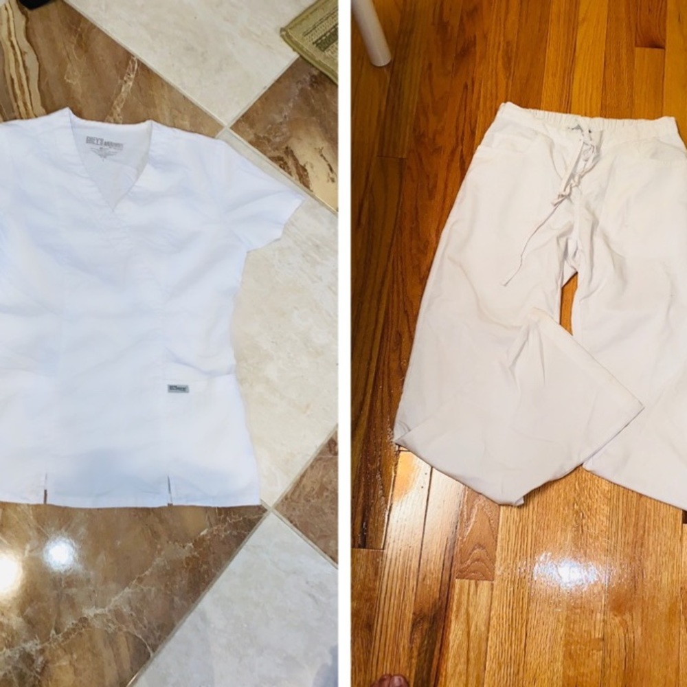 GREY’S ANATOMY White Scrub Top + Pant Set